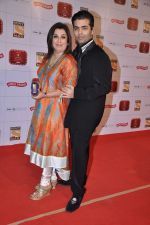 Karan Johar, Farah Khan at Stardust Awards 2013 red carpet in Mumbai on 26th jan 2013 (491).JPG